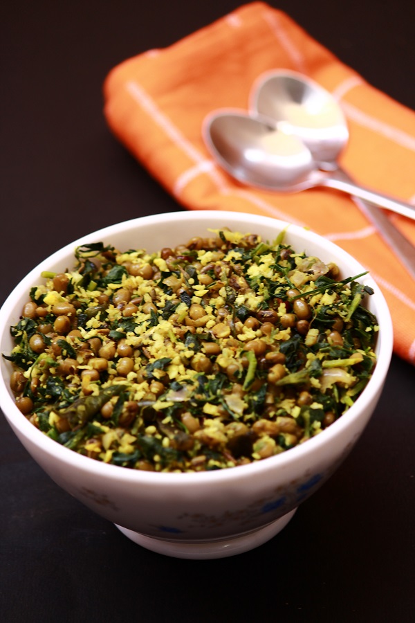 greengram fenugreek leaves thoran