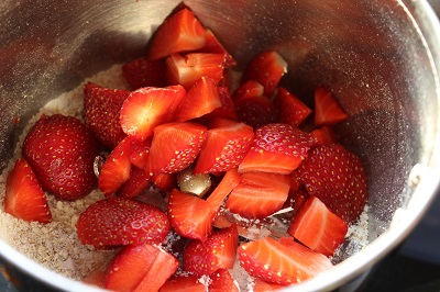 strawberry-oats-milkshake-3
