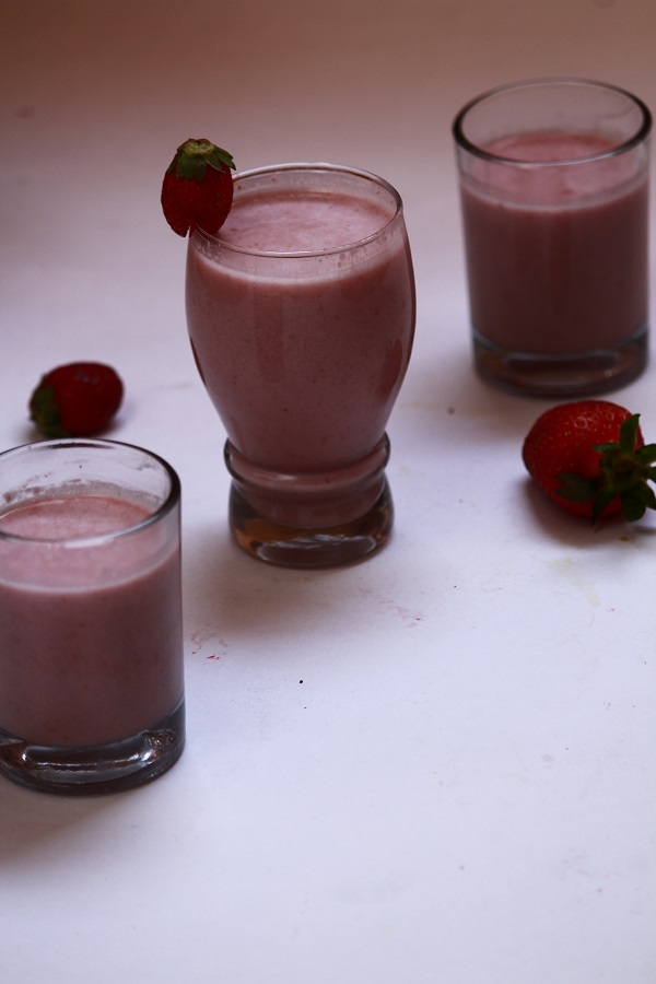 strawberry oats milkshake recipe