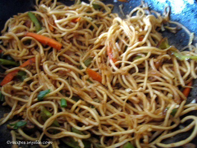 Veg Hakka Noodles Recipe with Step-by-Step Pictures – Yummy Recipes