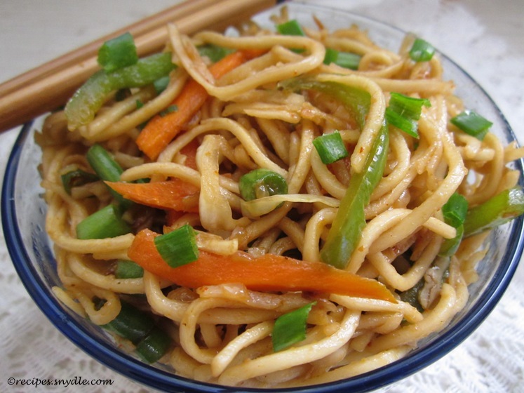 Veg Hakka Noodles Recipe with Step-by-Step Pictures