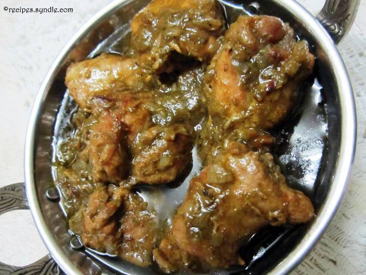 Hariyali Chicken Recipe / Hariyali Murg Recipe