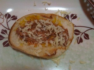 pandesal pizza (3)