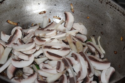 mushroom-pepper-fry-4