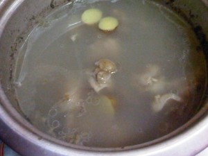 pork hocks soup with lomi