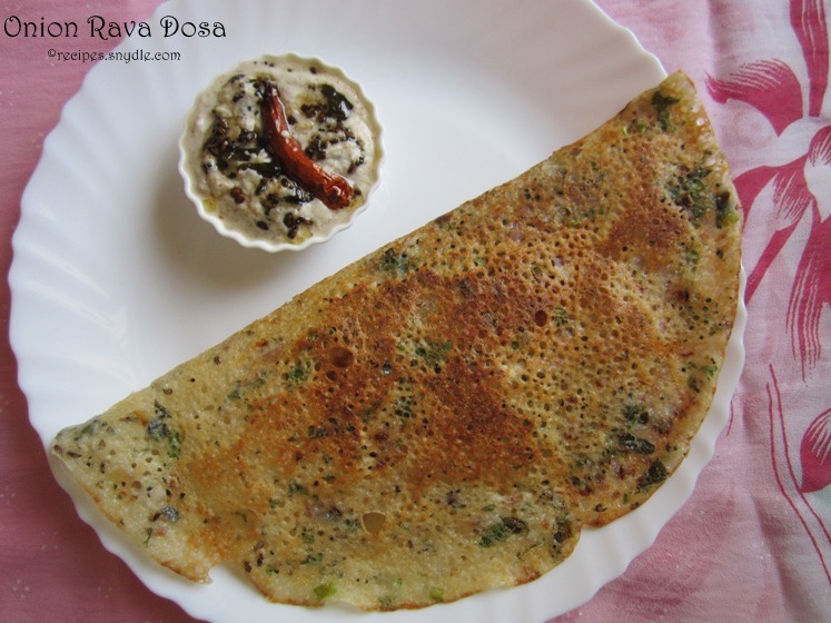 Instant Onion Rava Dosa Recipe / Restaurant Style Onion Rava Dosa Recipe