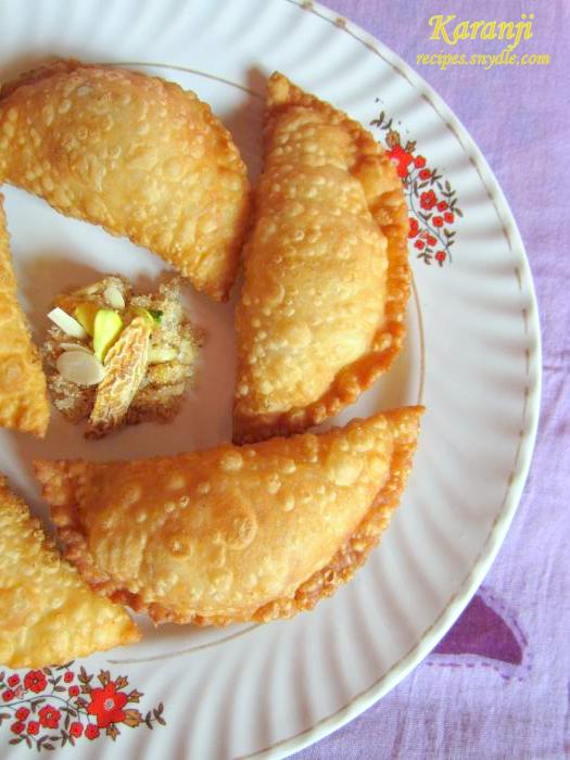 Karanji Recipe/Gujiya Recipe