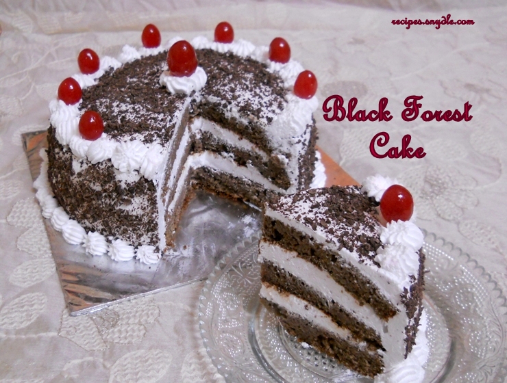 Red Velevt Cake Recipe: How to make Christmas Red Velvet Cake Recipe at  Home | Homemade Red Velvet Cake Recipe - Times Food