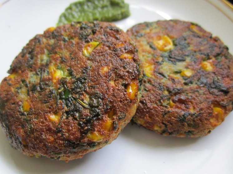 Spinach and Sweet Corn Tikki Recipe / Corn-Palak Tikki / Spinach and Sweet Corn Patty Recipe