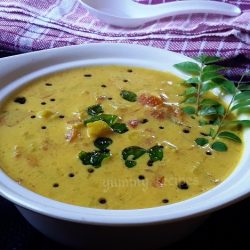 Pavakka moru curry - Bitter gourd in yogurt gravy